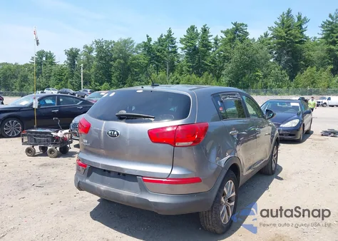 2015 Kia Sportage Lx z USA, uszkodzony, nr VIN KNDPBCAC9F7761662